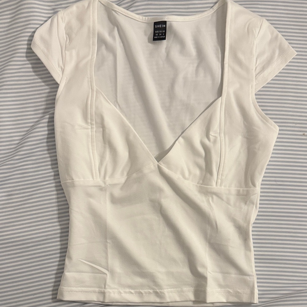SHEIN Cream V-Neck Crop Top